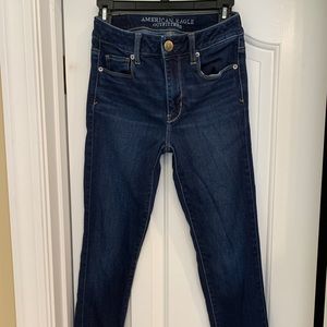 American Eagle Hi-Rise Skinny Jeans Size 2
